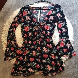 American Eagle Floral Romper
